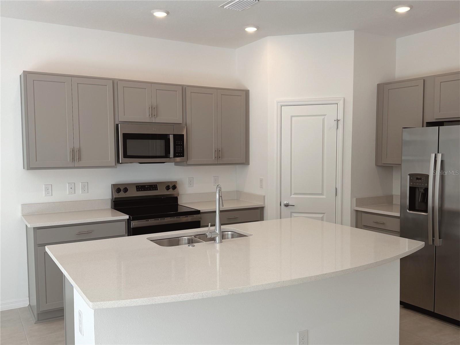 15196 CUZCORRO CT, NOKOMIS, FL, 34275