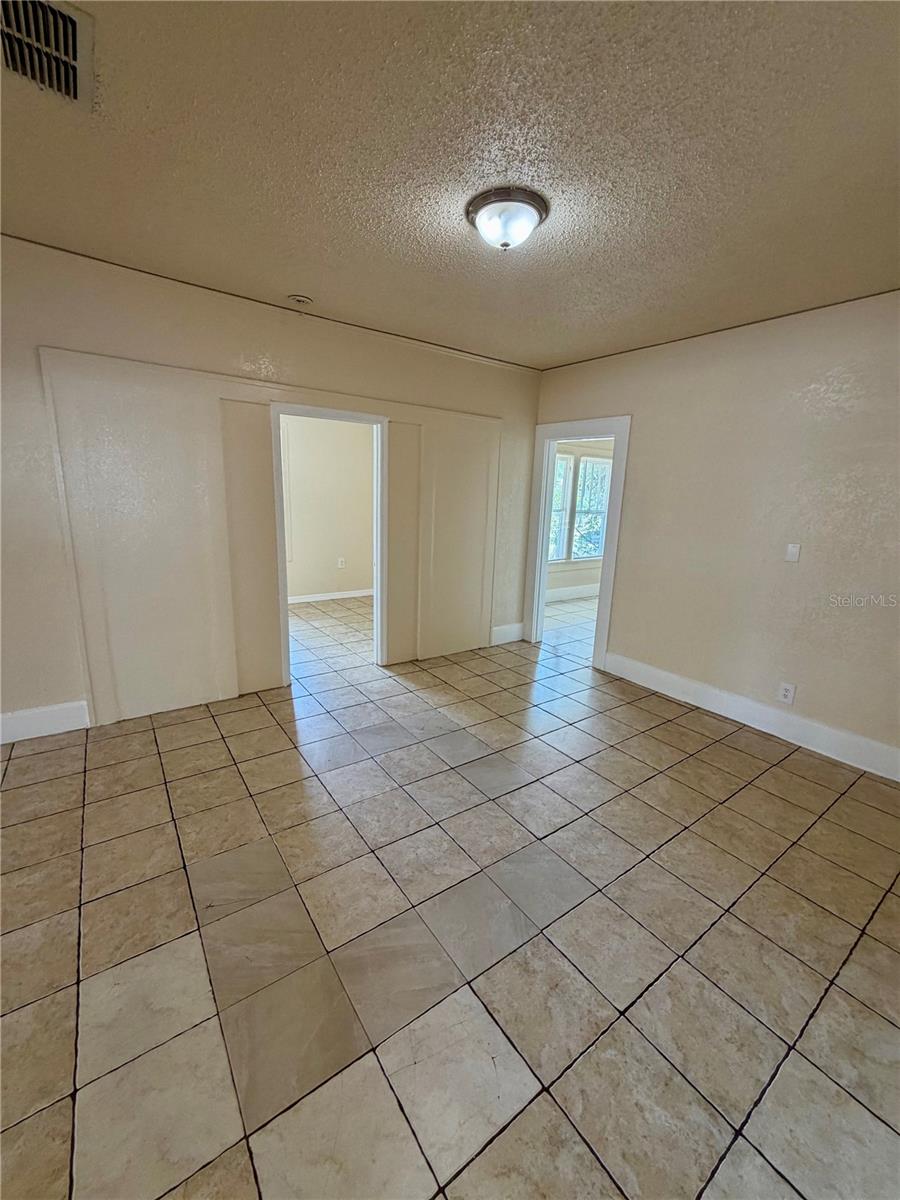 750 38TH AVE S, ST PETERSBURG, FL, 33705