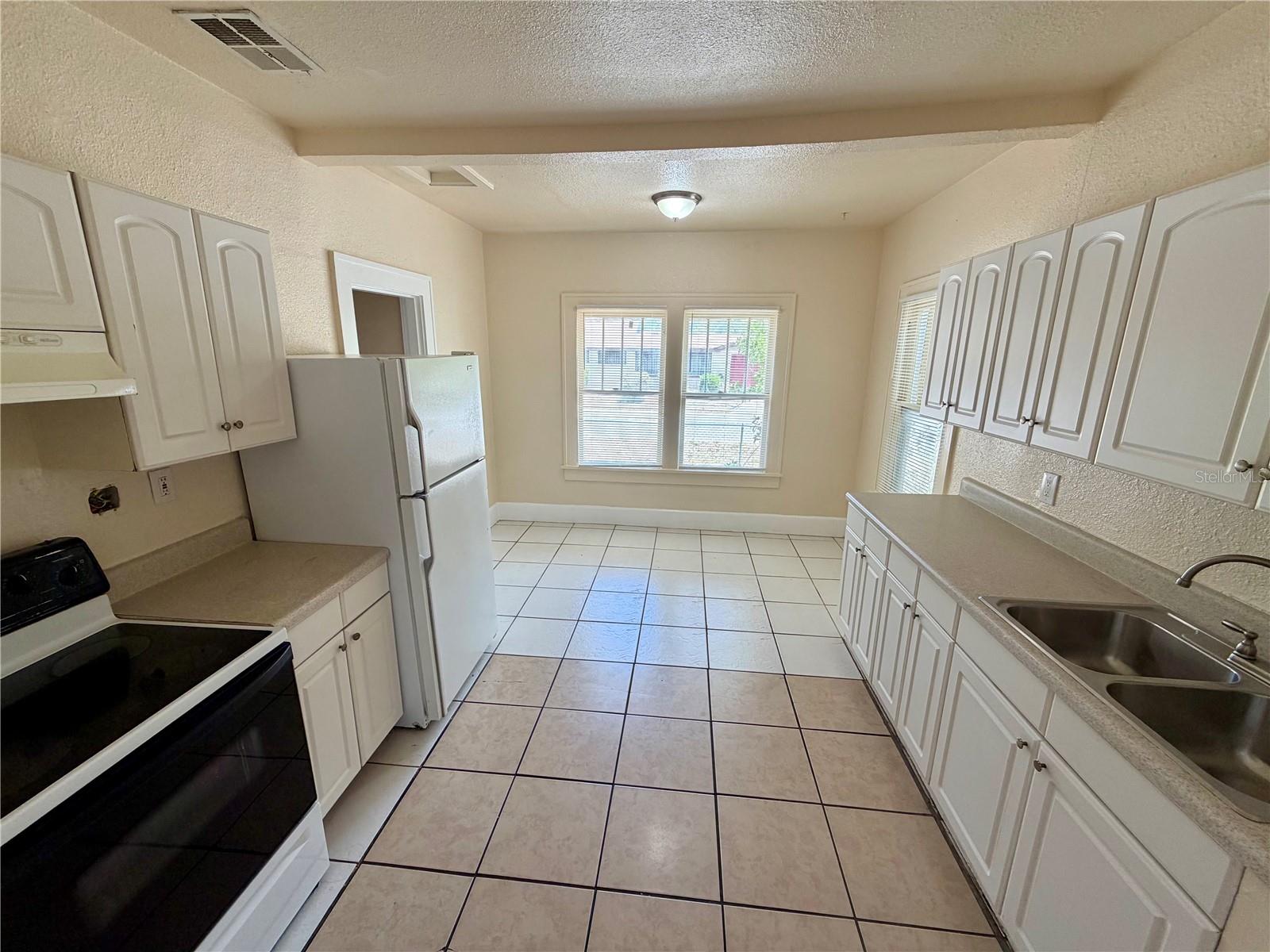 750 38TH AVE S, ST PETERSBURG, FL, 33705