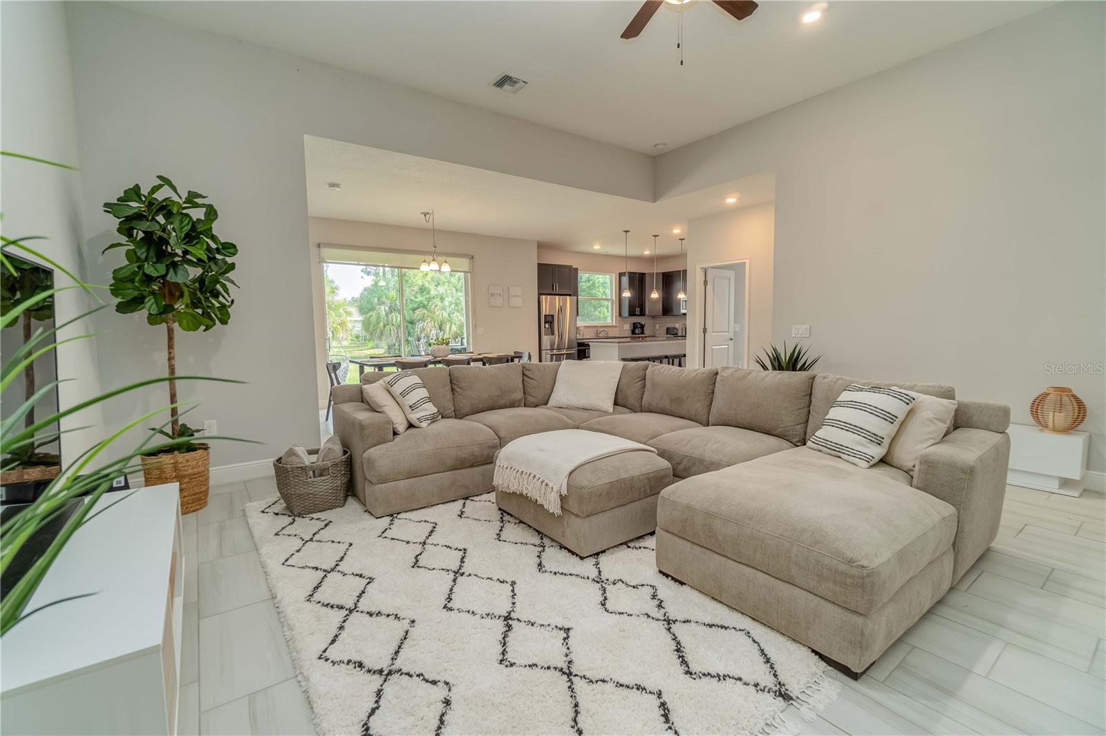 265 ANNAPOLIS LN, ROTONDA WEST, FL, 33947