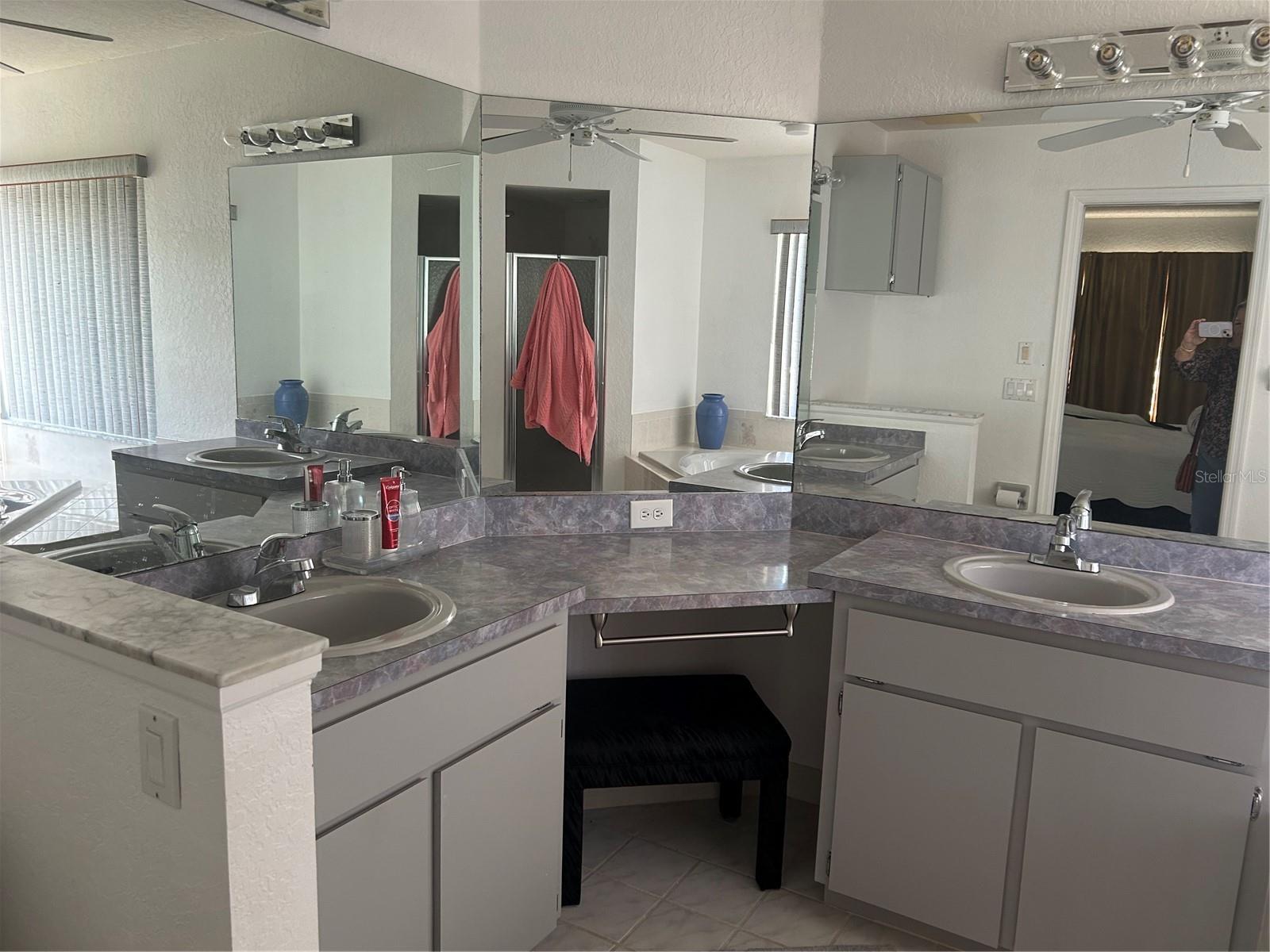 9376 SOUTHERN BELLE DR, WEEKI WACHEE, FL, 34613