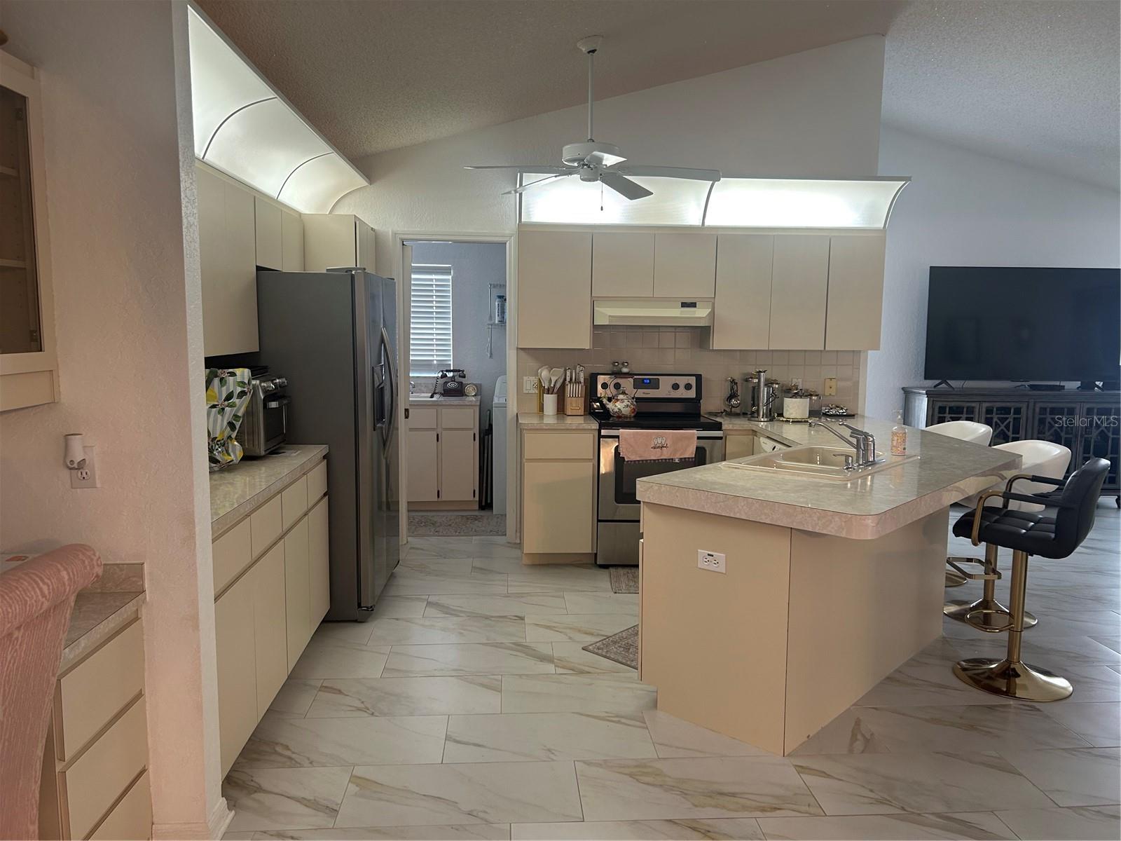 9376 SOUTHERN BELLE DR, WEEKI WACHEE, FL, 34613