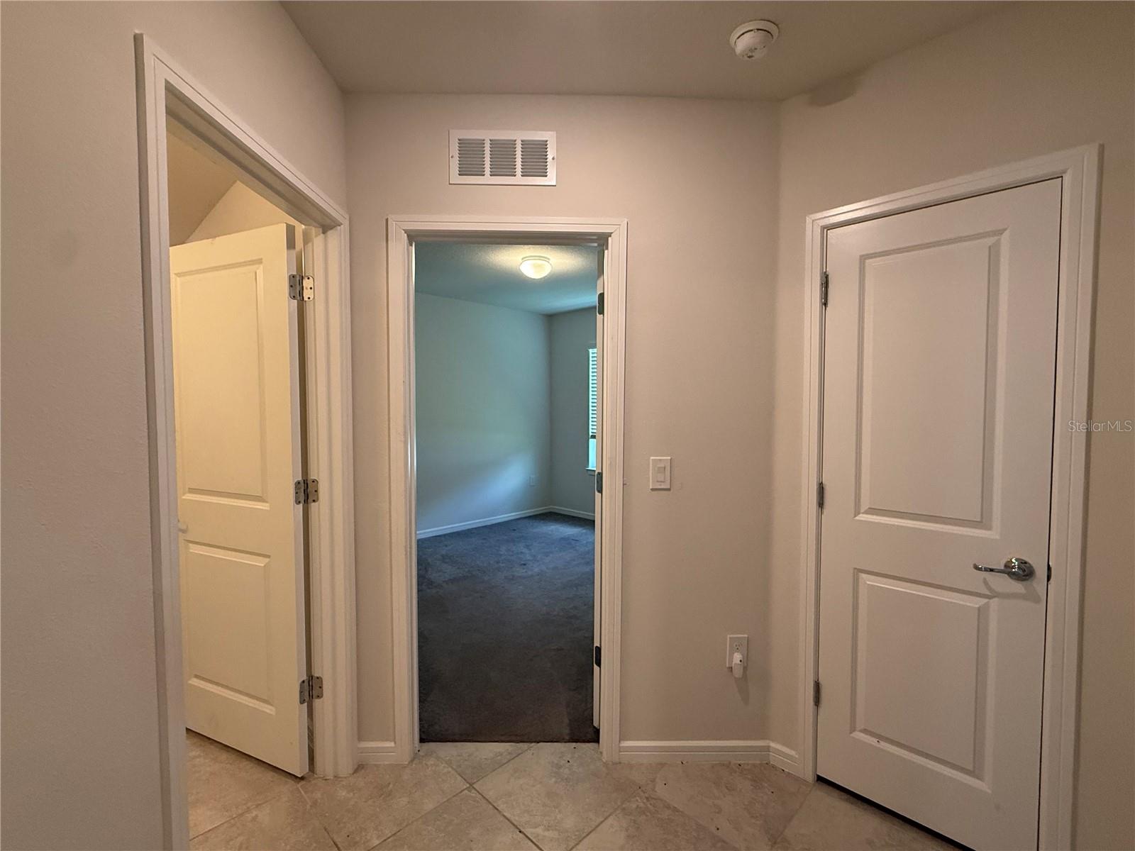 30596 THUNDERBIRD DR, WESLEY CHAPEL, FL, 33545