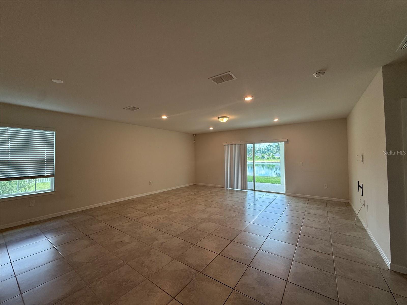 30596 THUNDERBIRD DR, WESLEY CHAPEL, FL, 33545