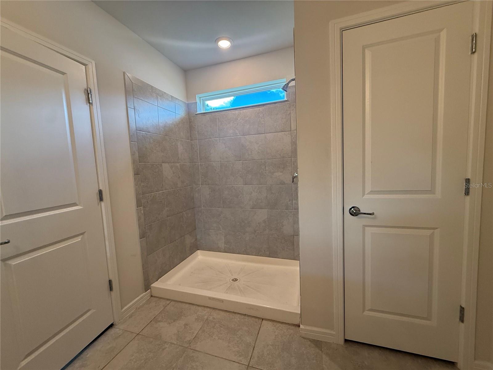 30596 THUNDERBIRD DR, WESLEY CHAPEL, FL, 33545