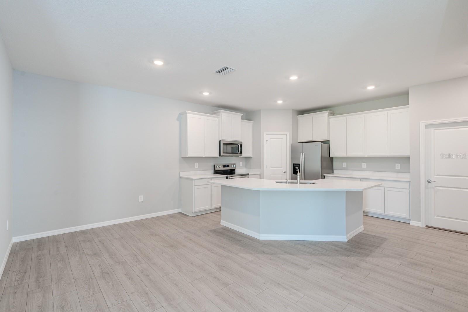 4008 WESTWOOD FIELDS LOOP, PLANT CITY, FL, 33565