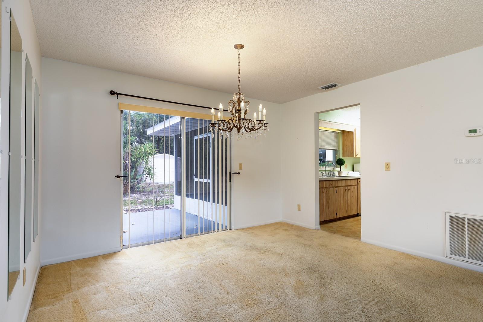 742 ARMADILLO DR, DELTONA, FL, 32725