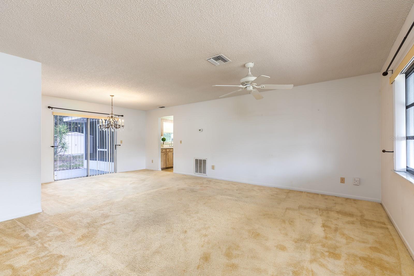 742 ARMADILLO DR, DELTONA, FL, 32725