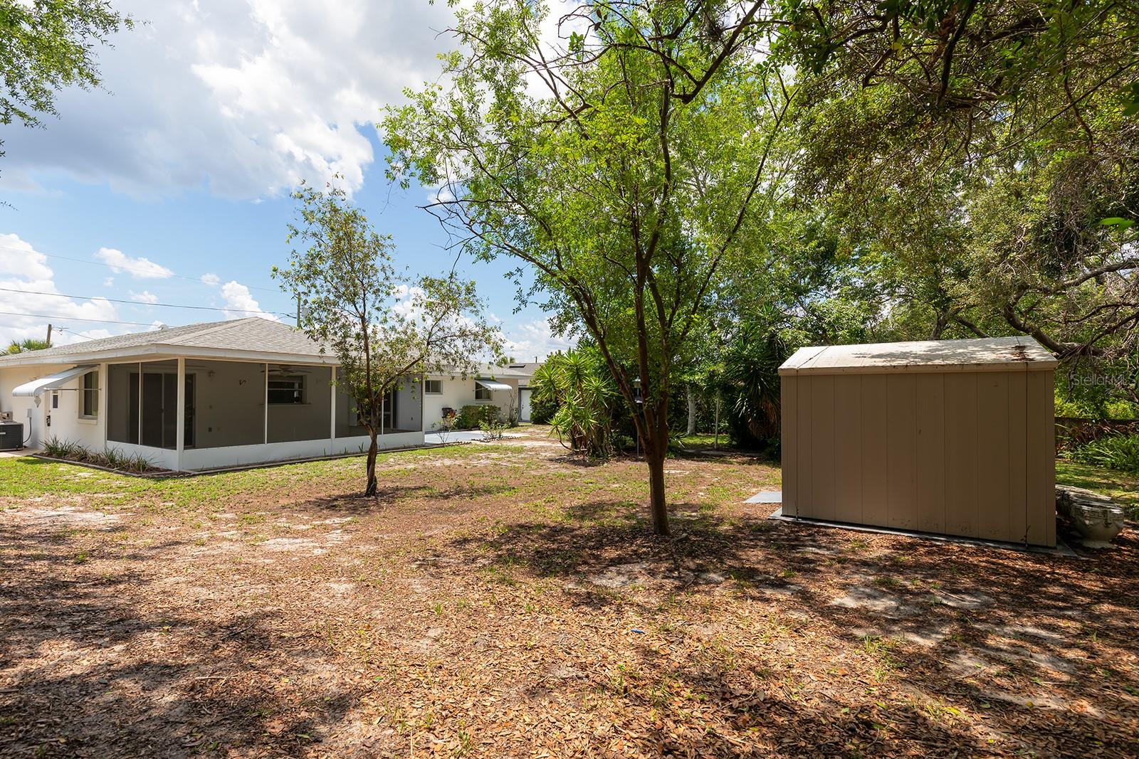 742 ARMADILLO DR, DELTONA, FL, 32725