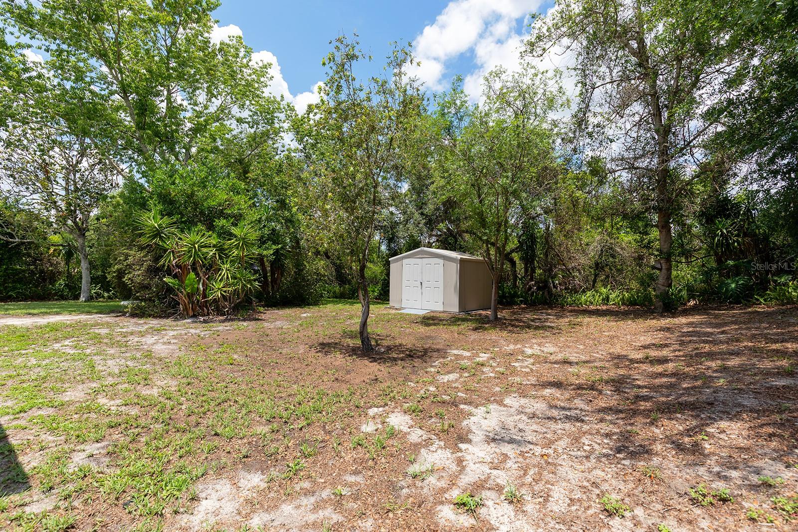 742 ARMADILLO DR, DELTONA, FL, 32725