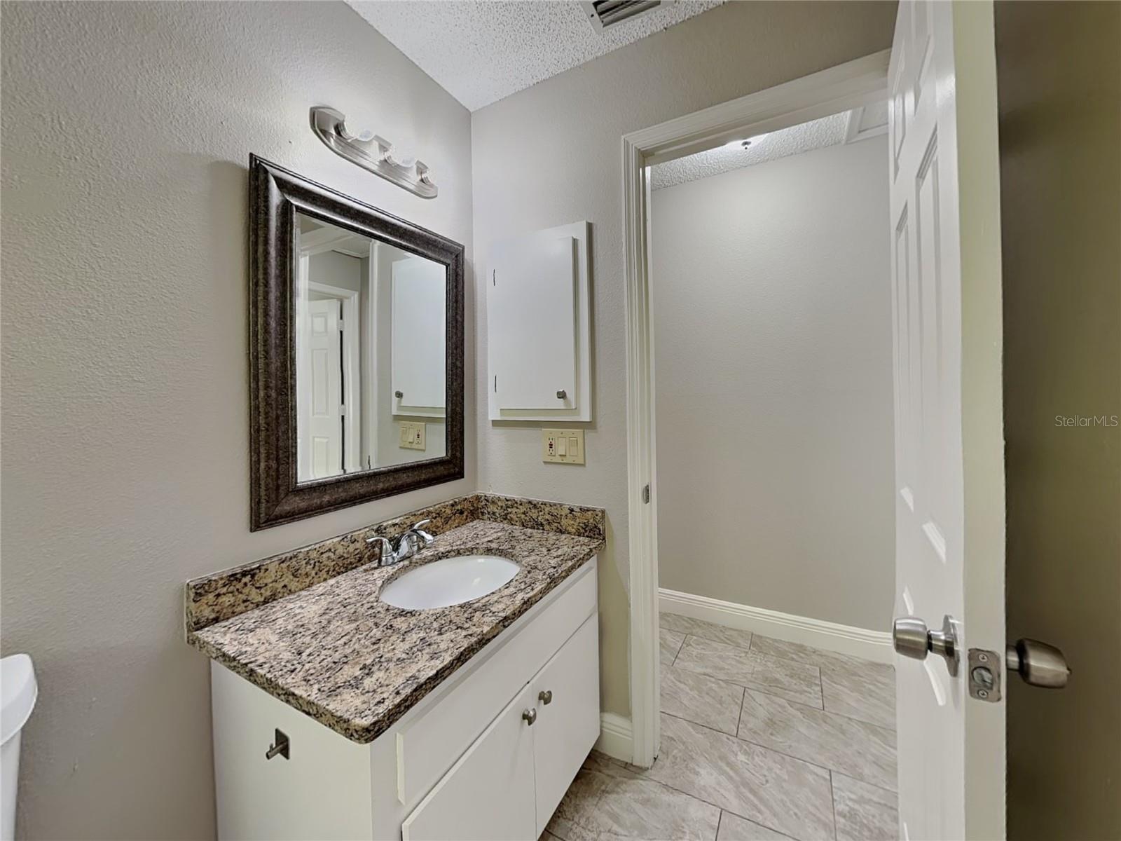 PORT CHARLOTTE SEC 033, PORT CHARLOTTE, FL, 33954