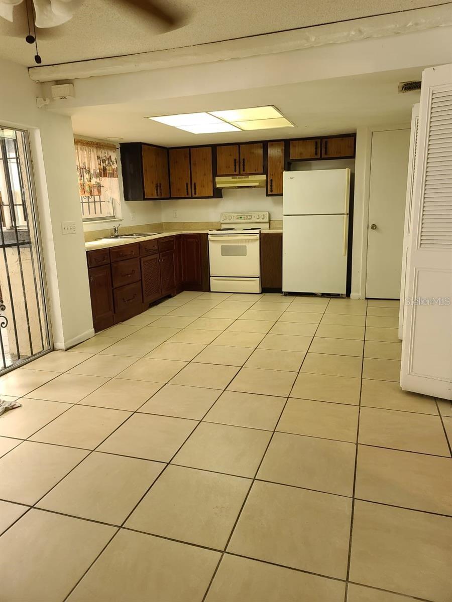 2222 SILVER PINES PL #902, ORLANDO, FL, 32808
