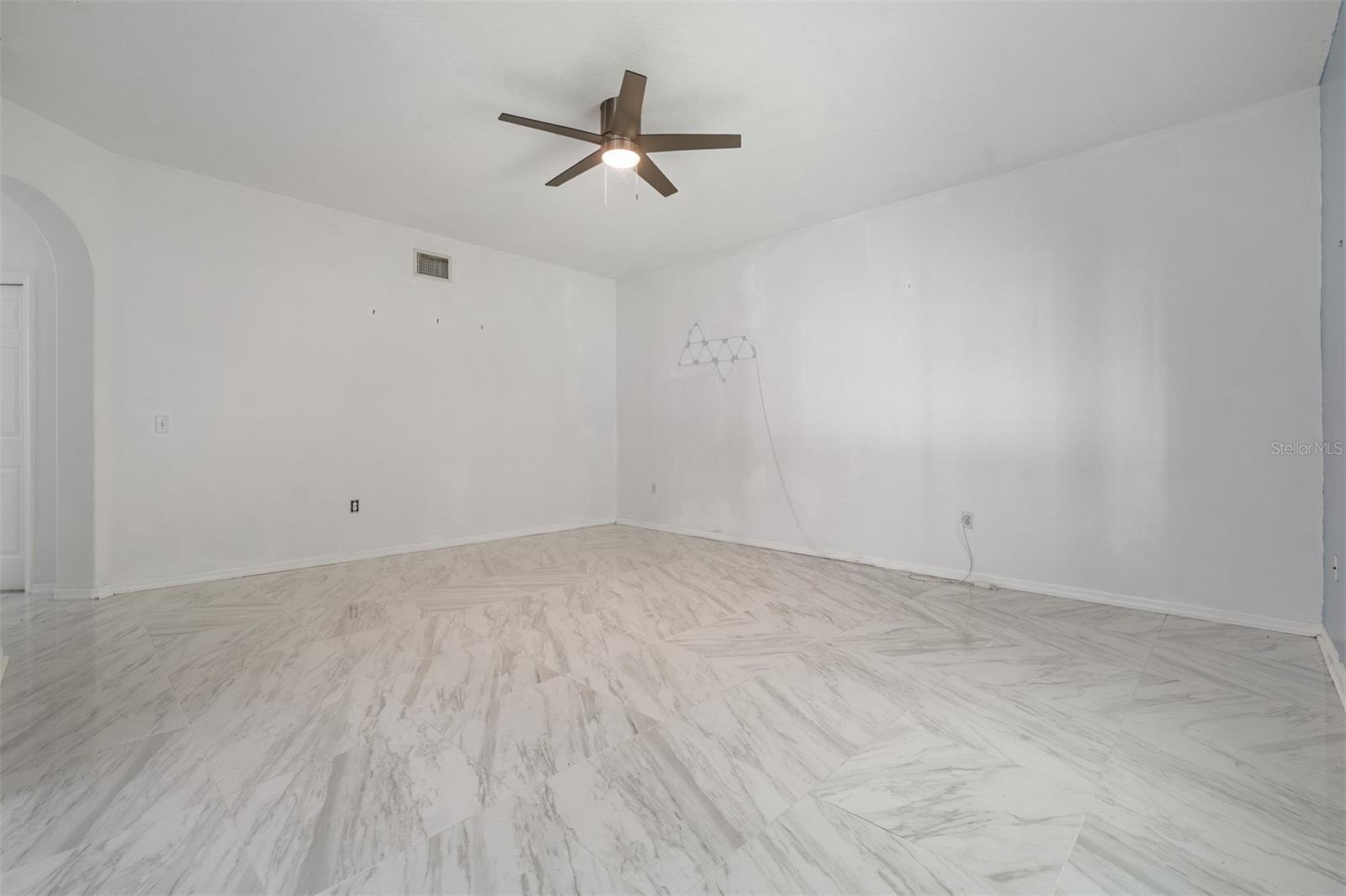 380 ROSALIND LN, OLDSMAR, FL, 34677