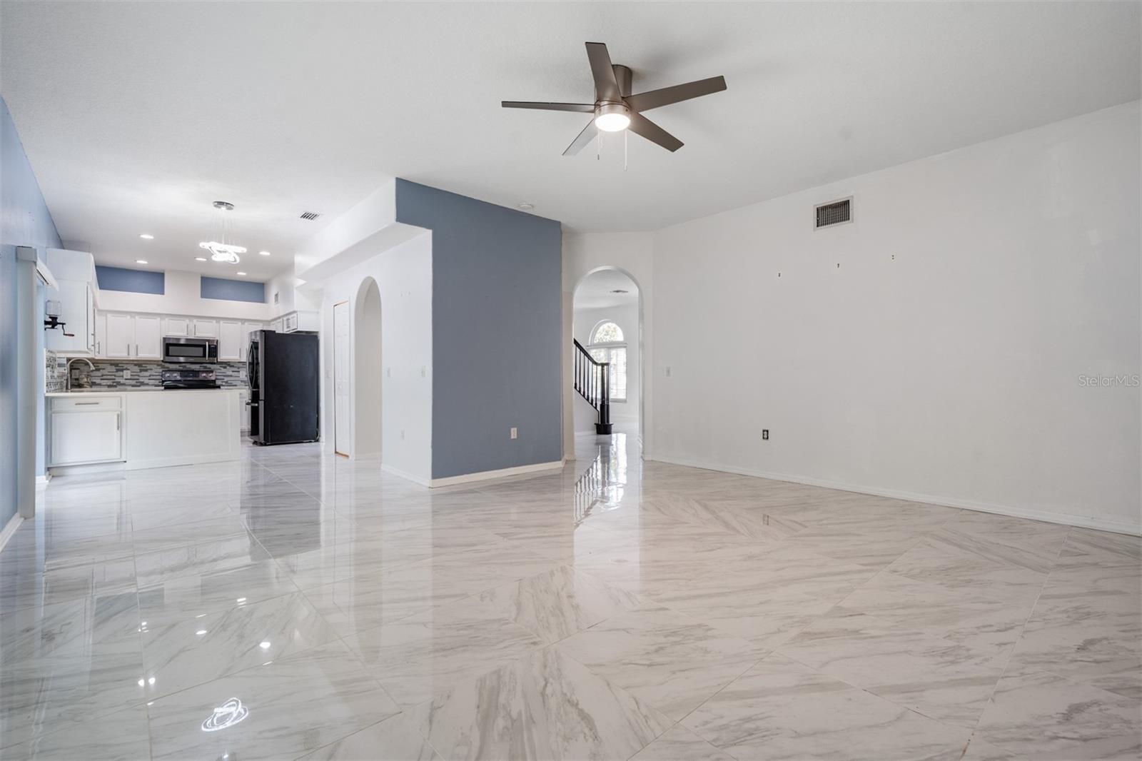 380 ROSALIND LN, OLDSMAR, FL, 34677