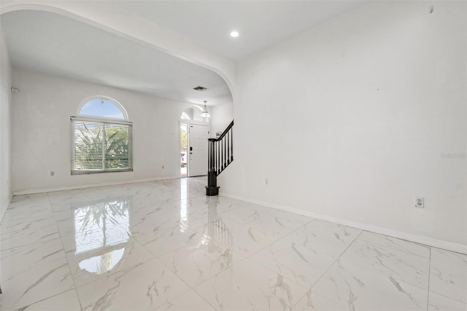 380 ROSALIND LN, OLDSMAR, FL, 34677