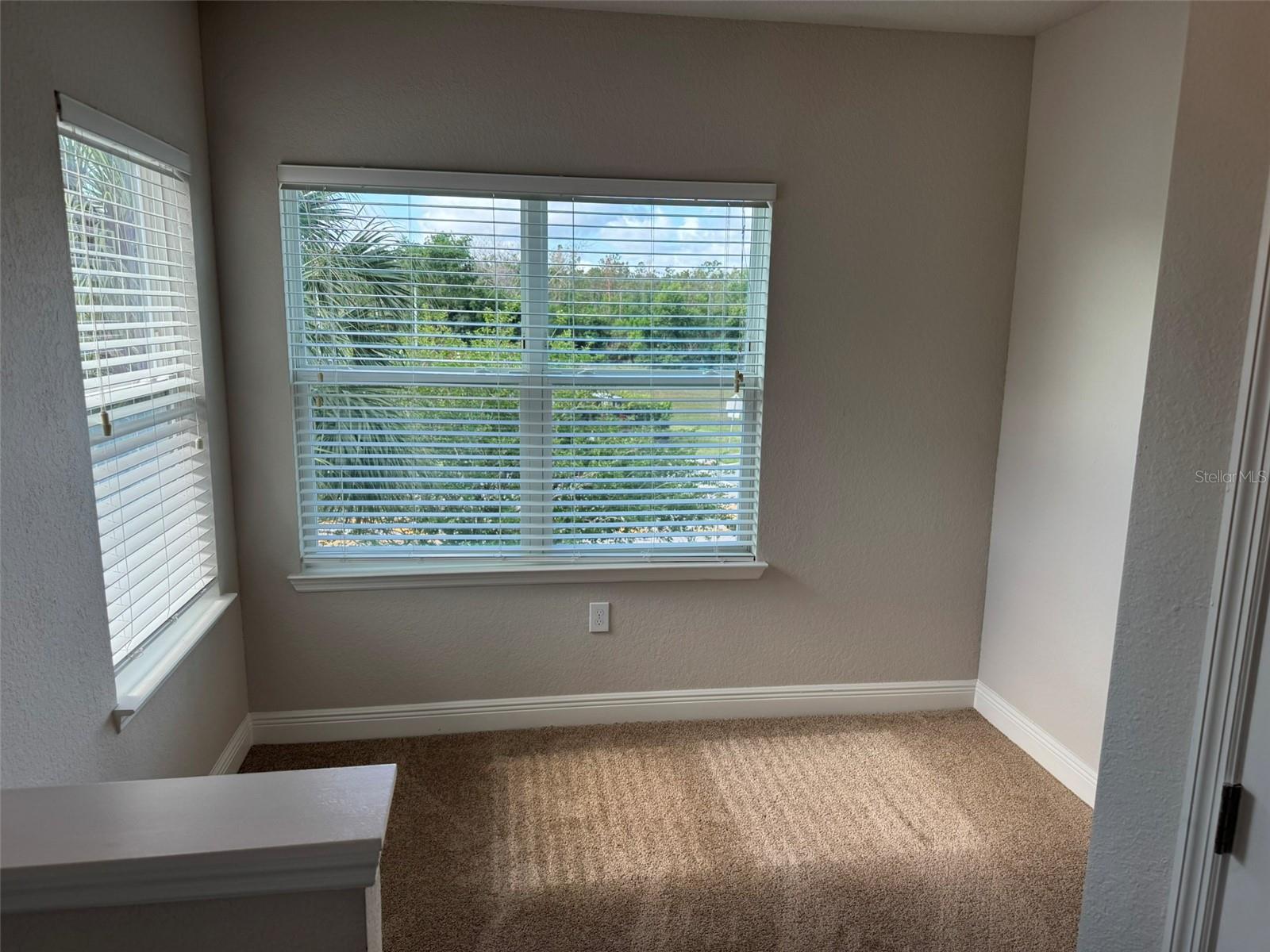 2420 ANN ROU RD #201, TAVARES, FL, 32778