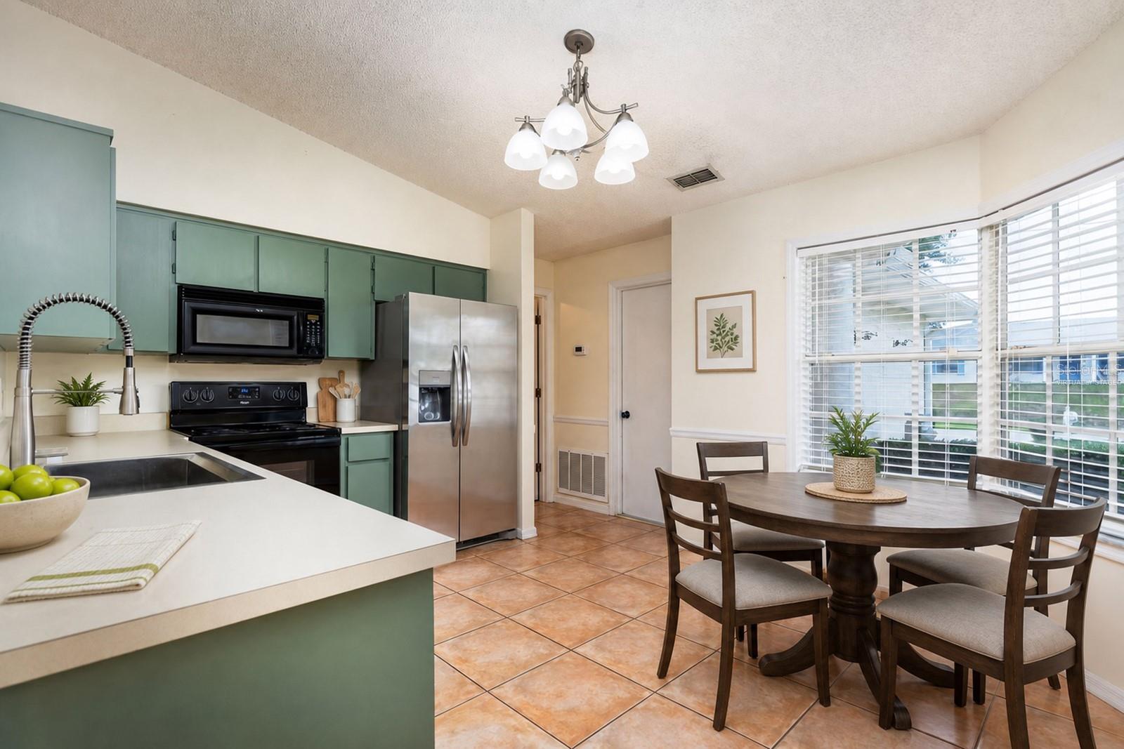 2076 S PARKTON DR, DELTONA, FL, 32725