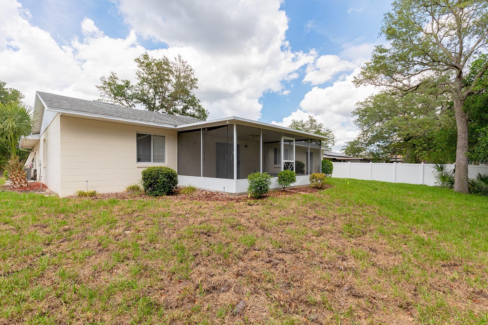 2076 S PARKTON DR, DELTONA, FL, 32725