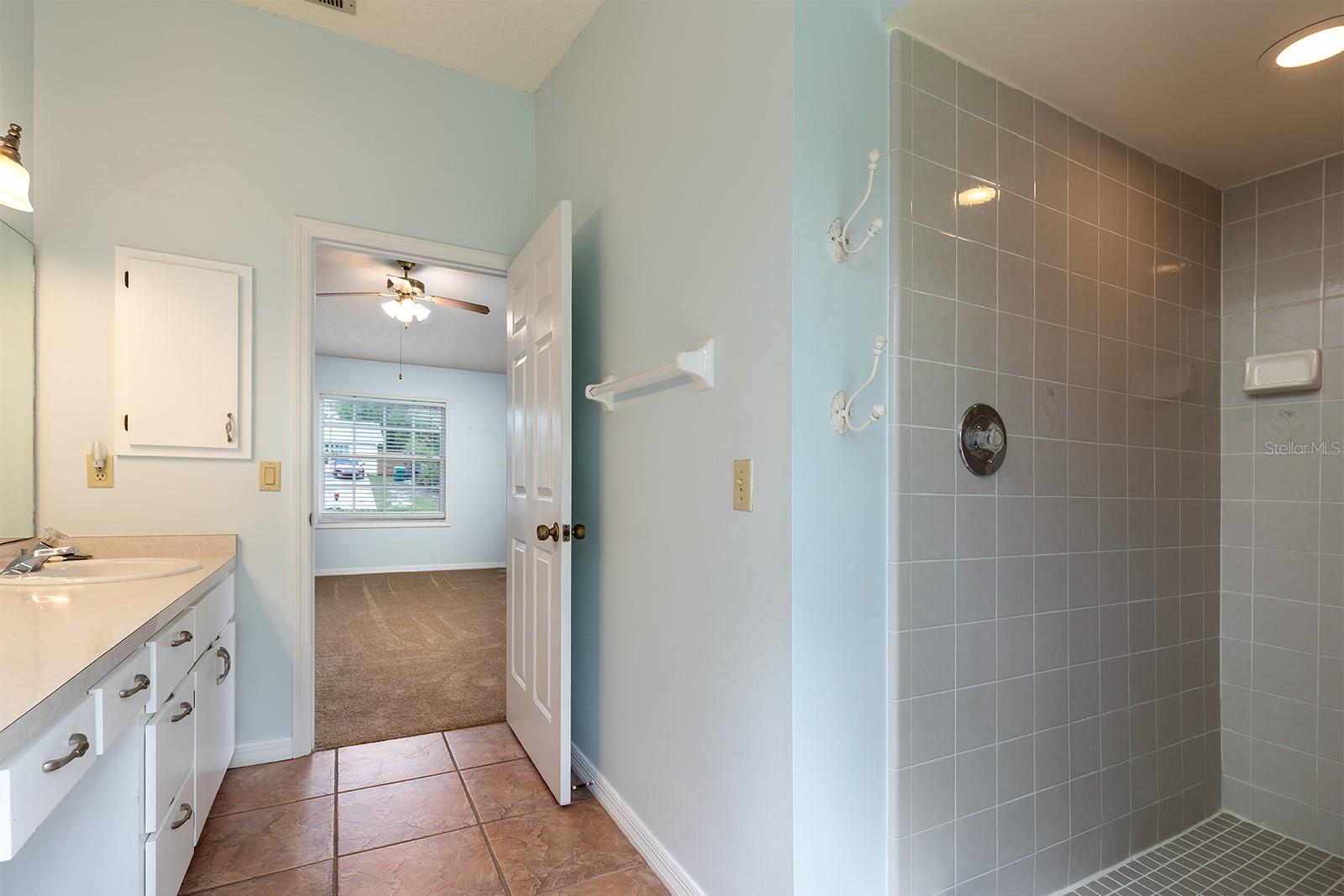 2076 S PARKTON DR, DELTONA, FL, 32725