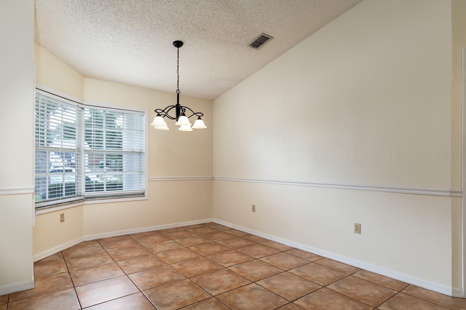 2076 S PARKTON DR, DELTONA, FL, 32725