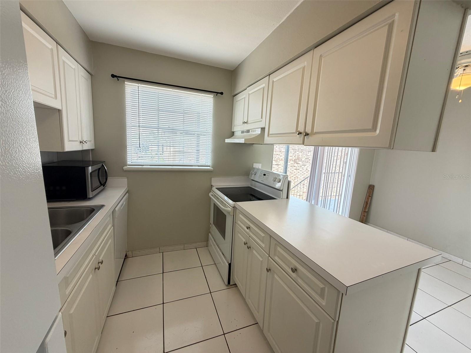 5317 CURRY FORD RD #Q201, ORLANDO, FL, 32812