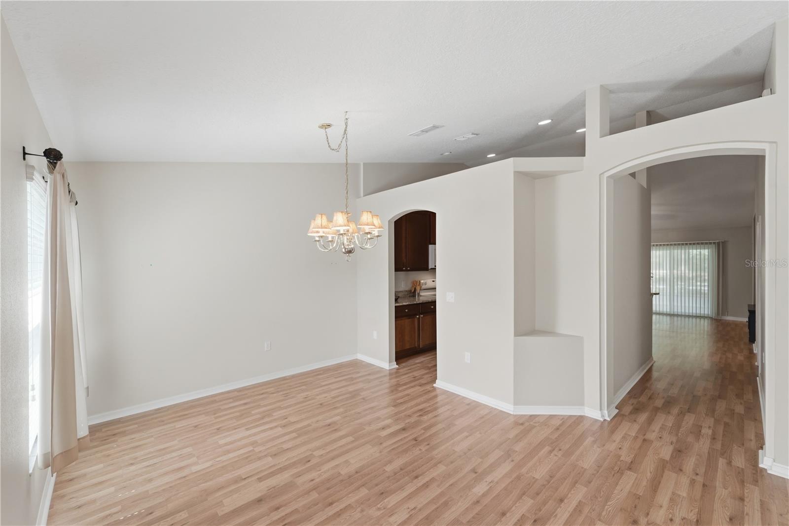 712 CYPRESS OAK CIR, DELAND, FL, 32720