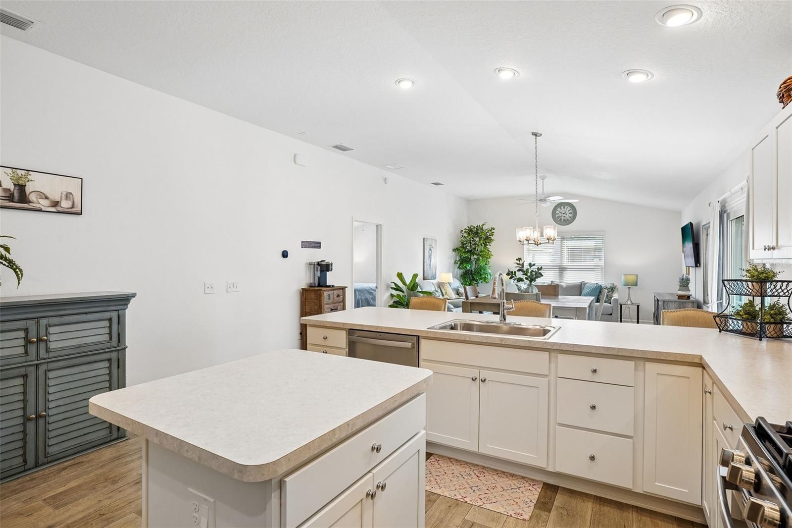 1461 EMMA PL, THE VILLAGES, FL, 32163