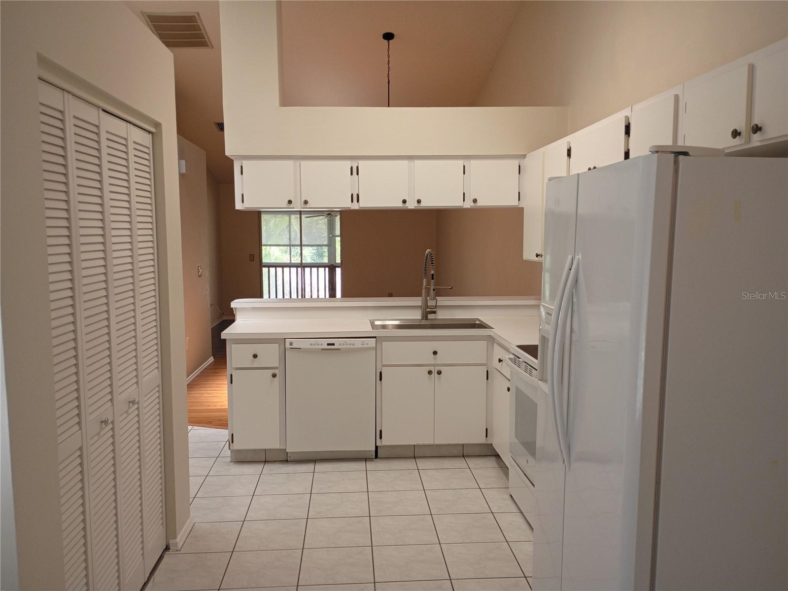39650 US HIGHWAY 19 N #631, TARPON SPRINGS, FL, 34689