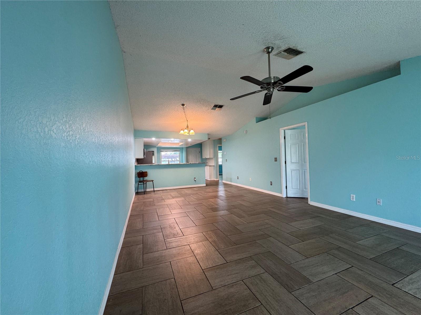 10853 43RD ST N #1201, CLEARWATER, FL, 33762