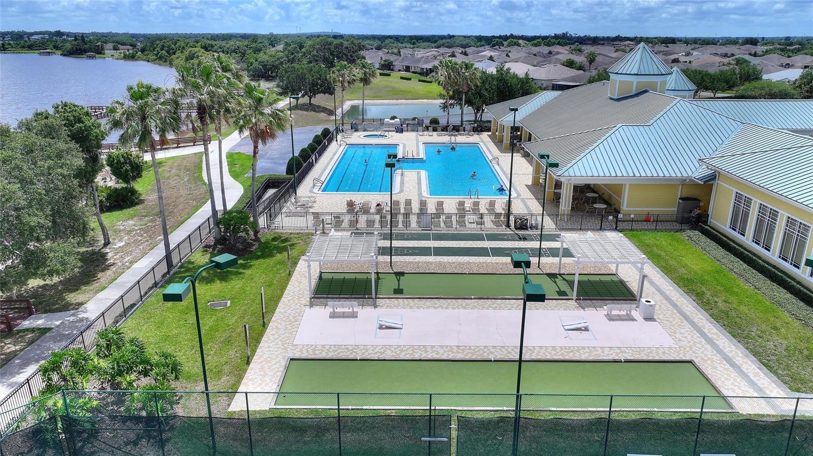 4130 BEDFORD AVE, WINTER HAVEN, FL, 33884