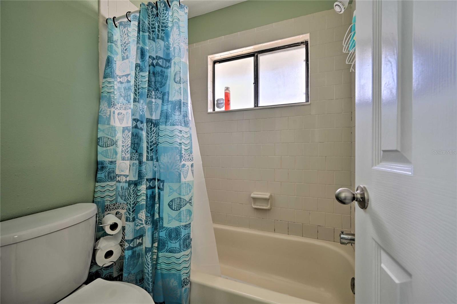 5120 NASHVILLE DR, TAMPA, FL, 33624