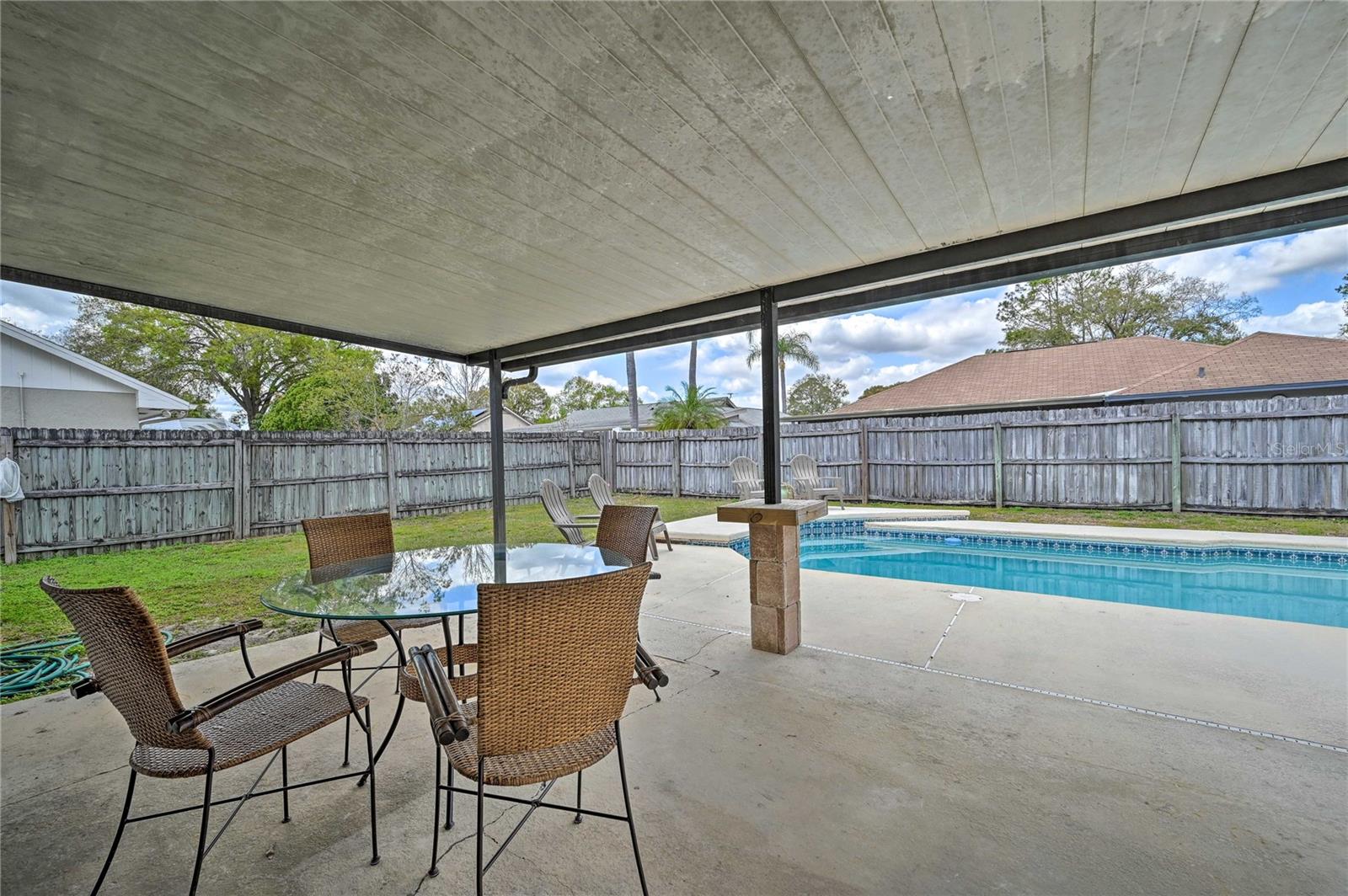 5120 NASHVILLE DR, TAMPA, FL, 33624