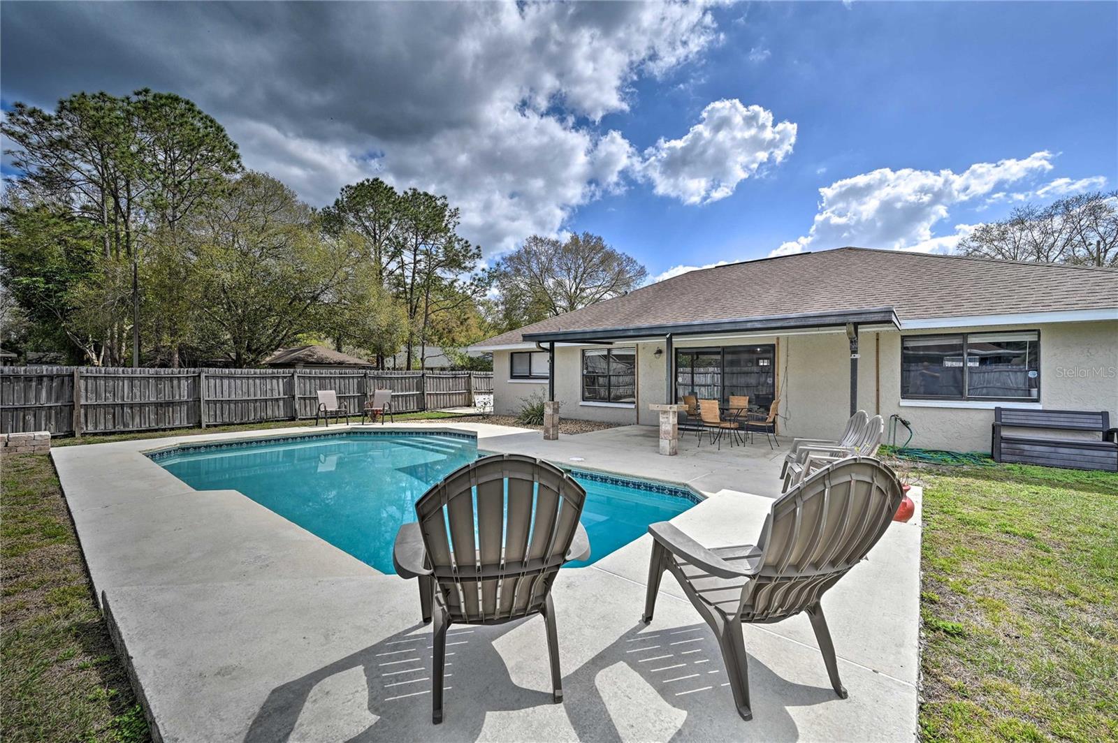 5120 NASHVILLE DR, TAMPA, FL, 33624