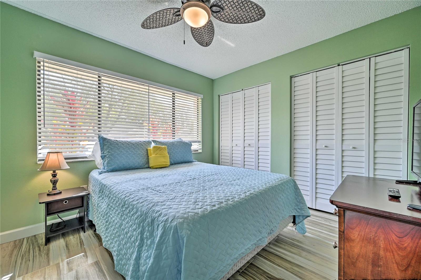 5120 NASHVILLE DR, TAMPA, FL, 33624