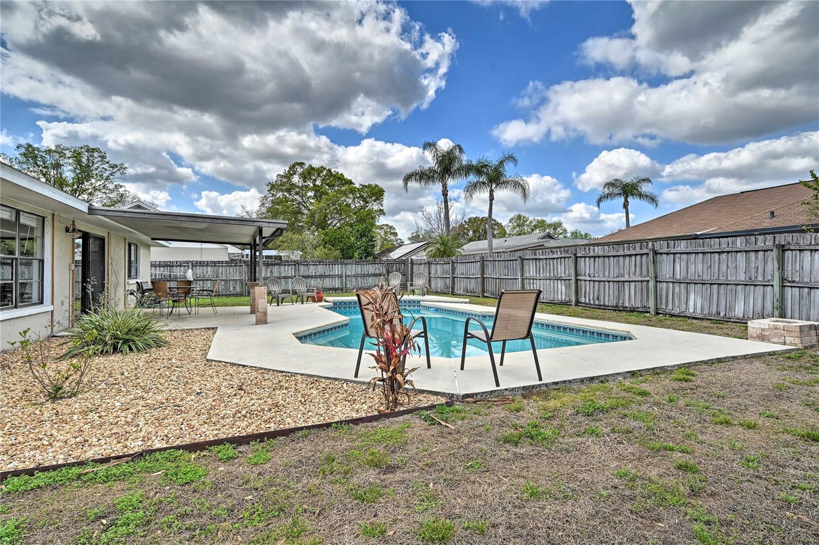 5120 NASHVILLE DR, TAMPA, FL, 33624