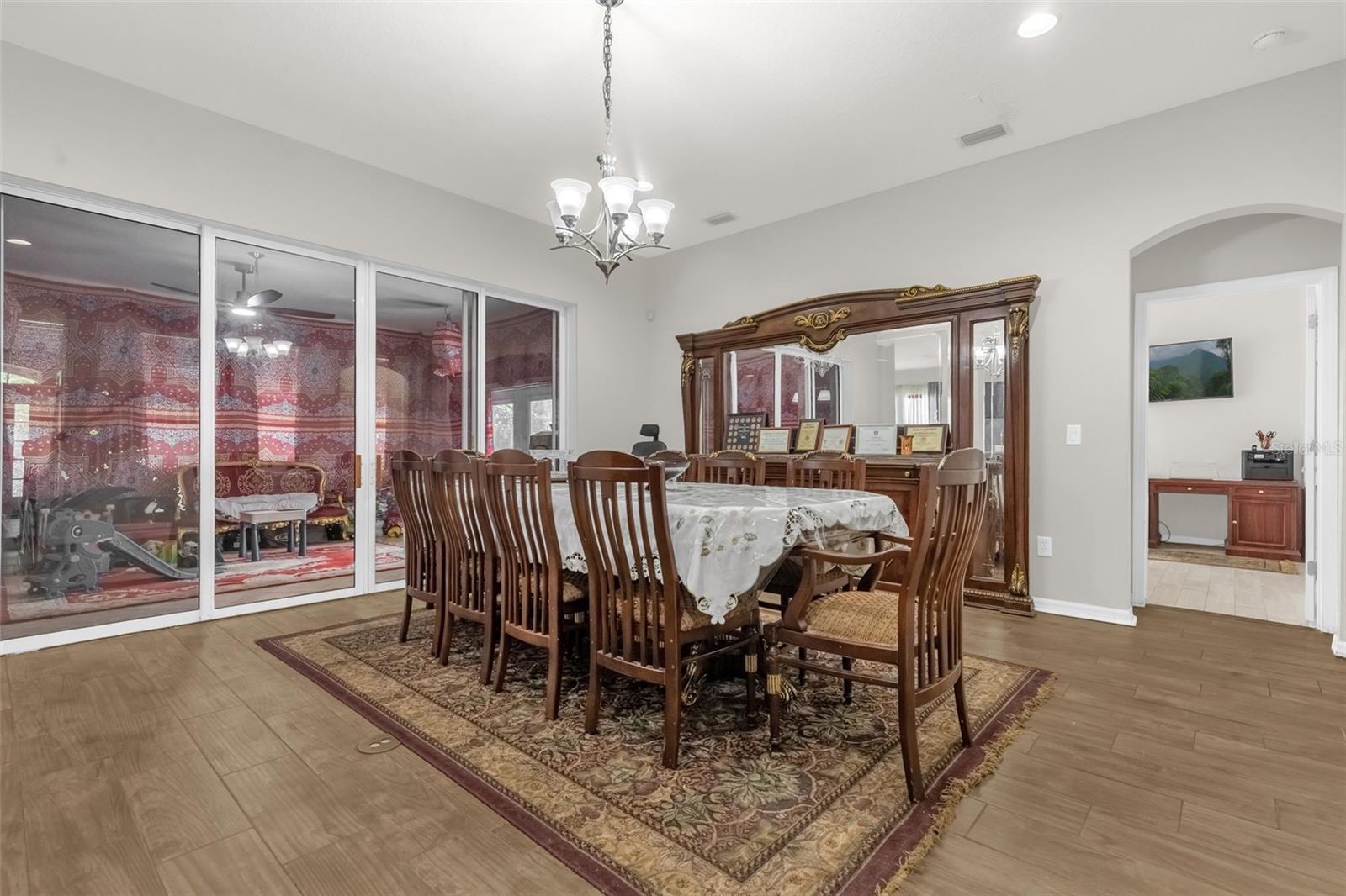 16117 COLCHESTER PALMS DR, TAMPA, FL, 33647