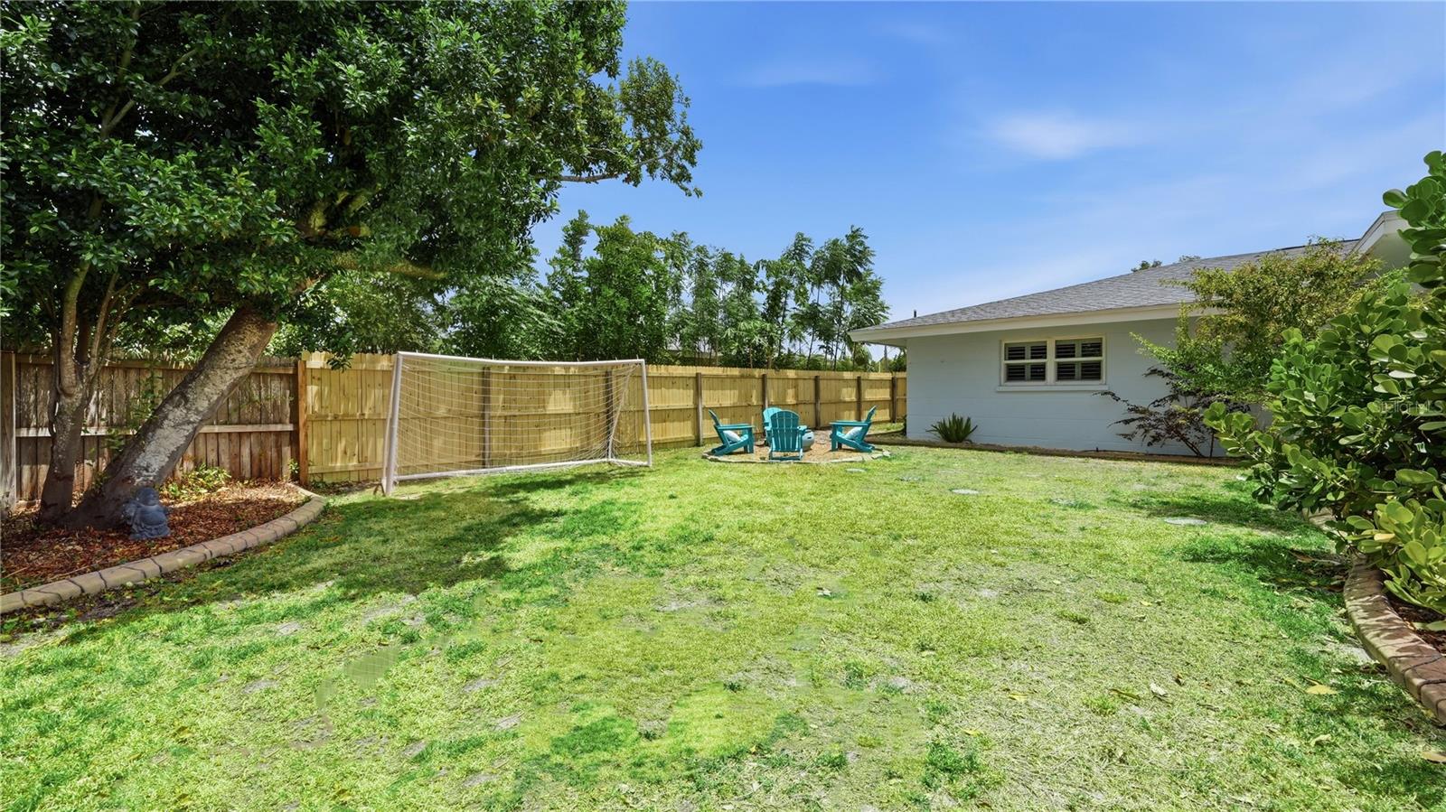 2561 SUNNYSIDE ST, SARASOTA, FL, 34239