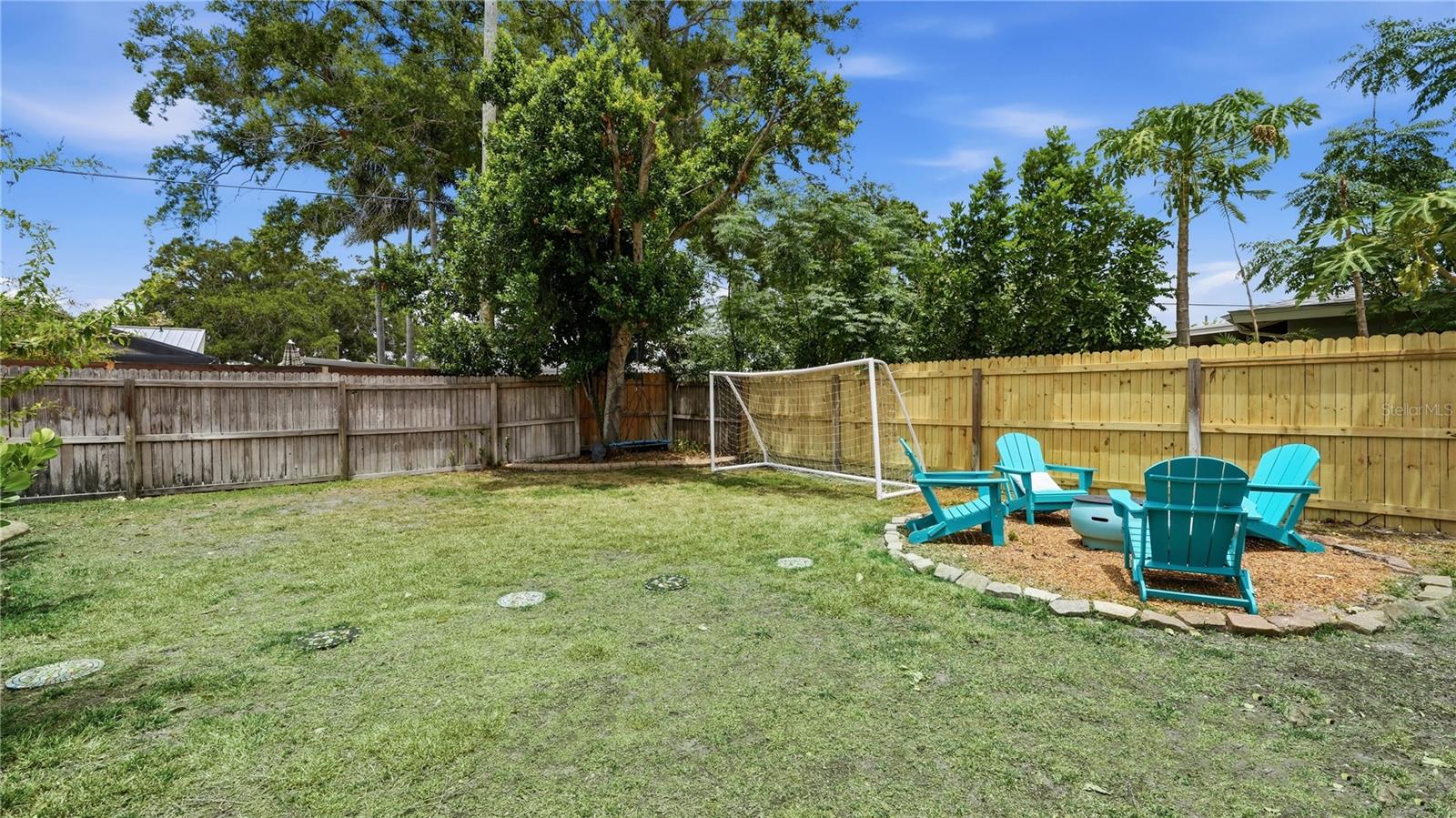 2561 SUNNYSIDE ST, SARASOTA, FL, 34239