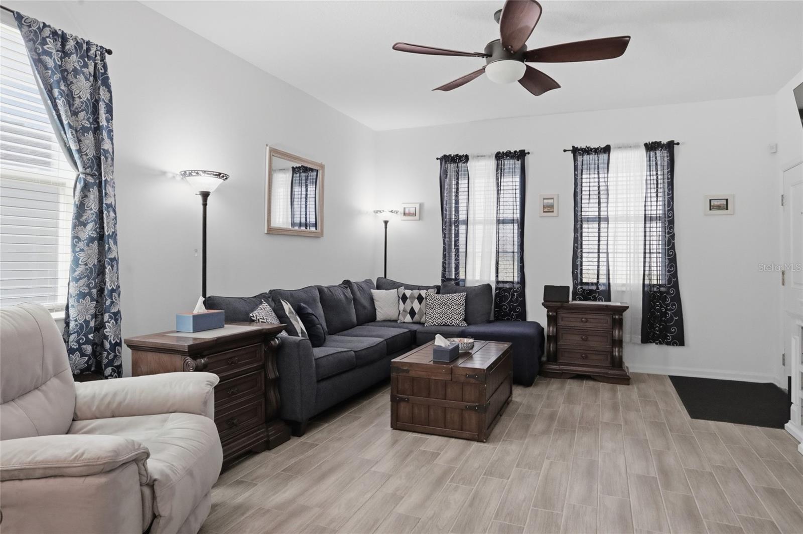2942 CAMDEN WAY, DAVENPORT, FL, 33837