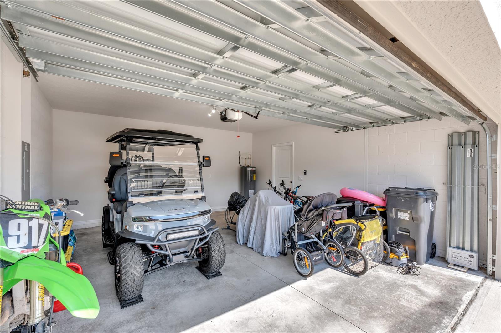 16905 YARD SPRING DR, BRADENTON, FL, 34211