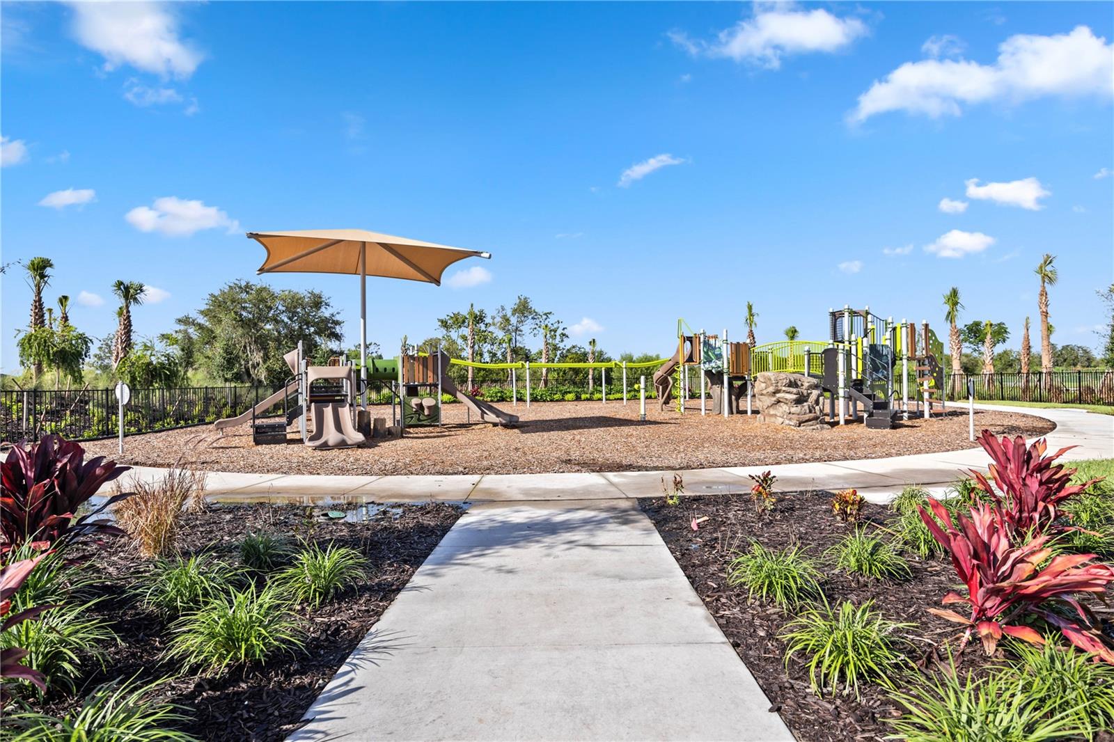 16905 YARD SPRING DR, BRADENTON, FL, 34211