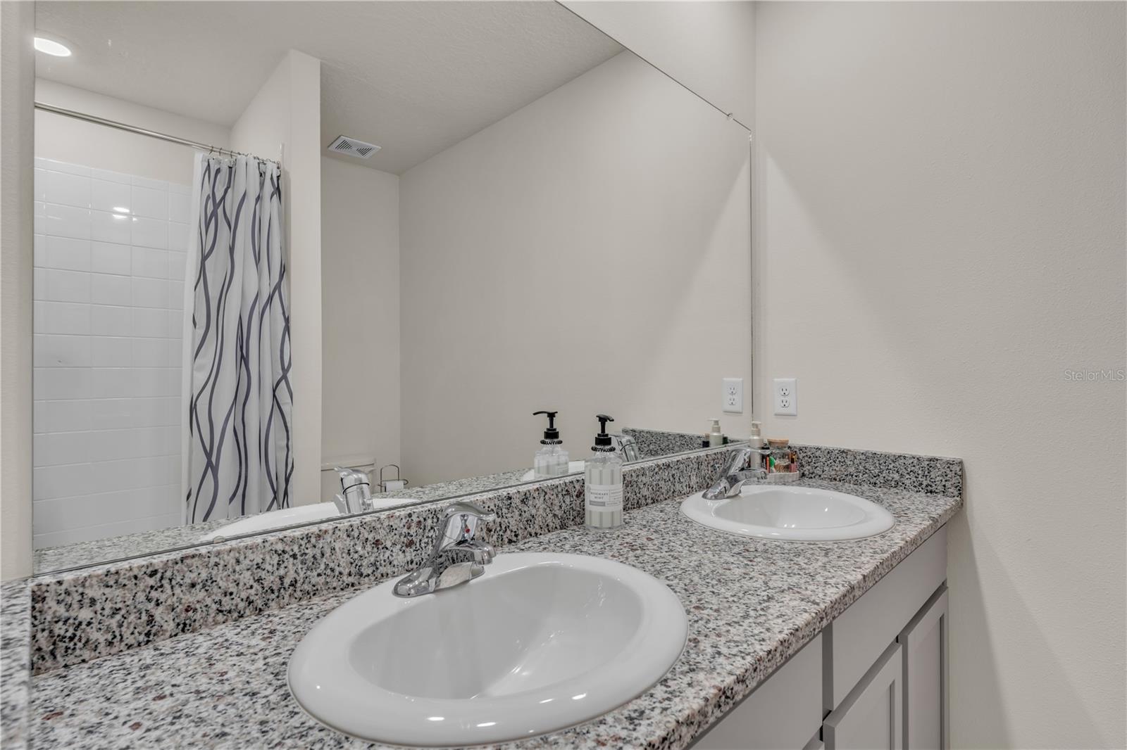 16905 YARD SPRING DR, BRADENTON, FL, 34211