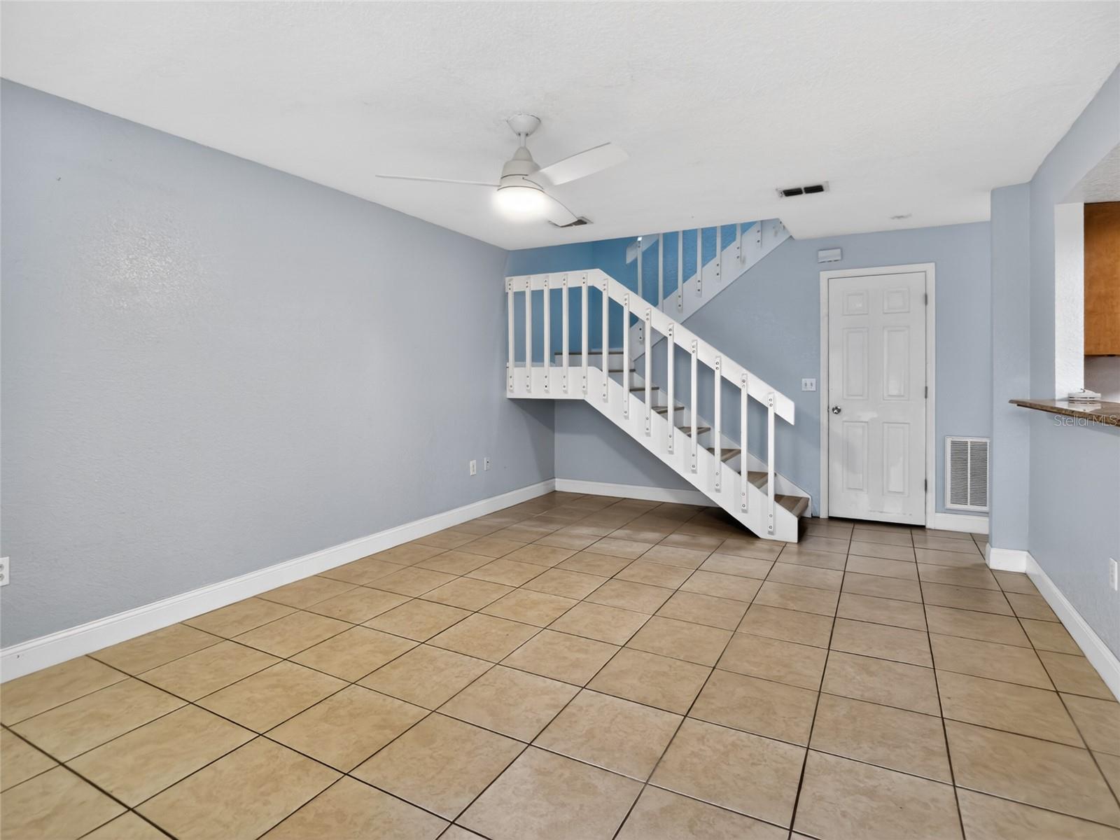 4586 PHEASANT RUN DR #B, ORLANDO, FL, 32808