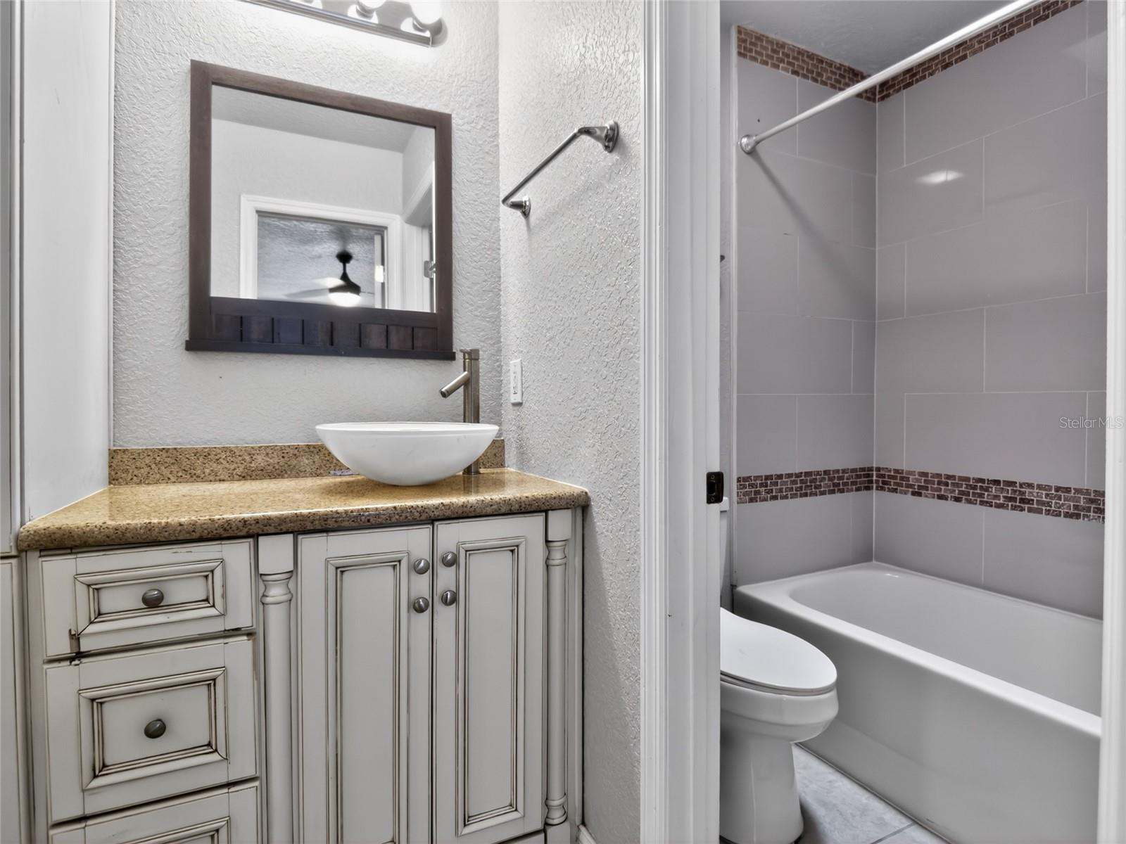 4586 PHEASANT RUN DR #B, ORLANDO, FL, 32808