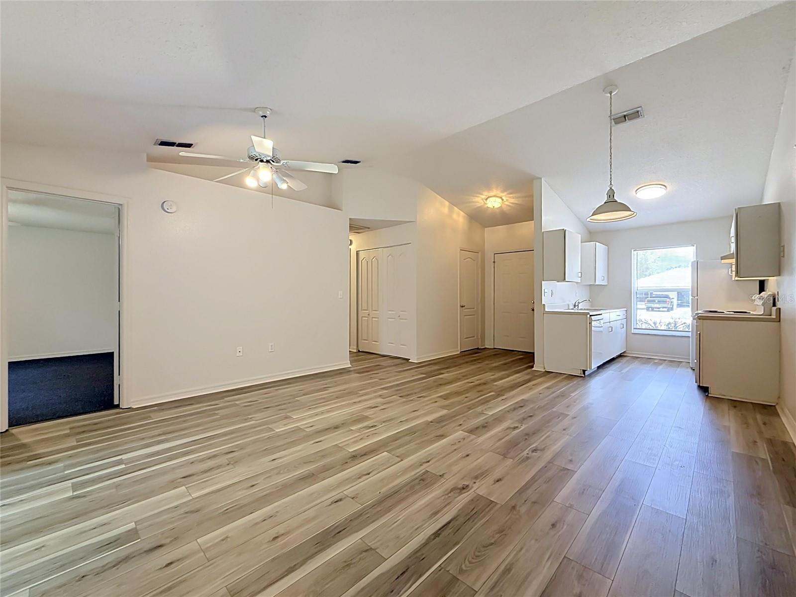 3228 COURTNEY DR, LAKE WALES, FL, 33898