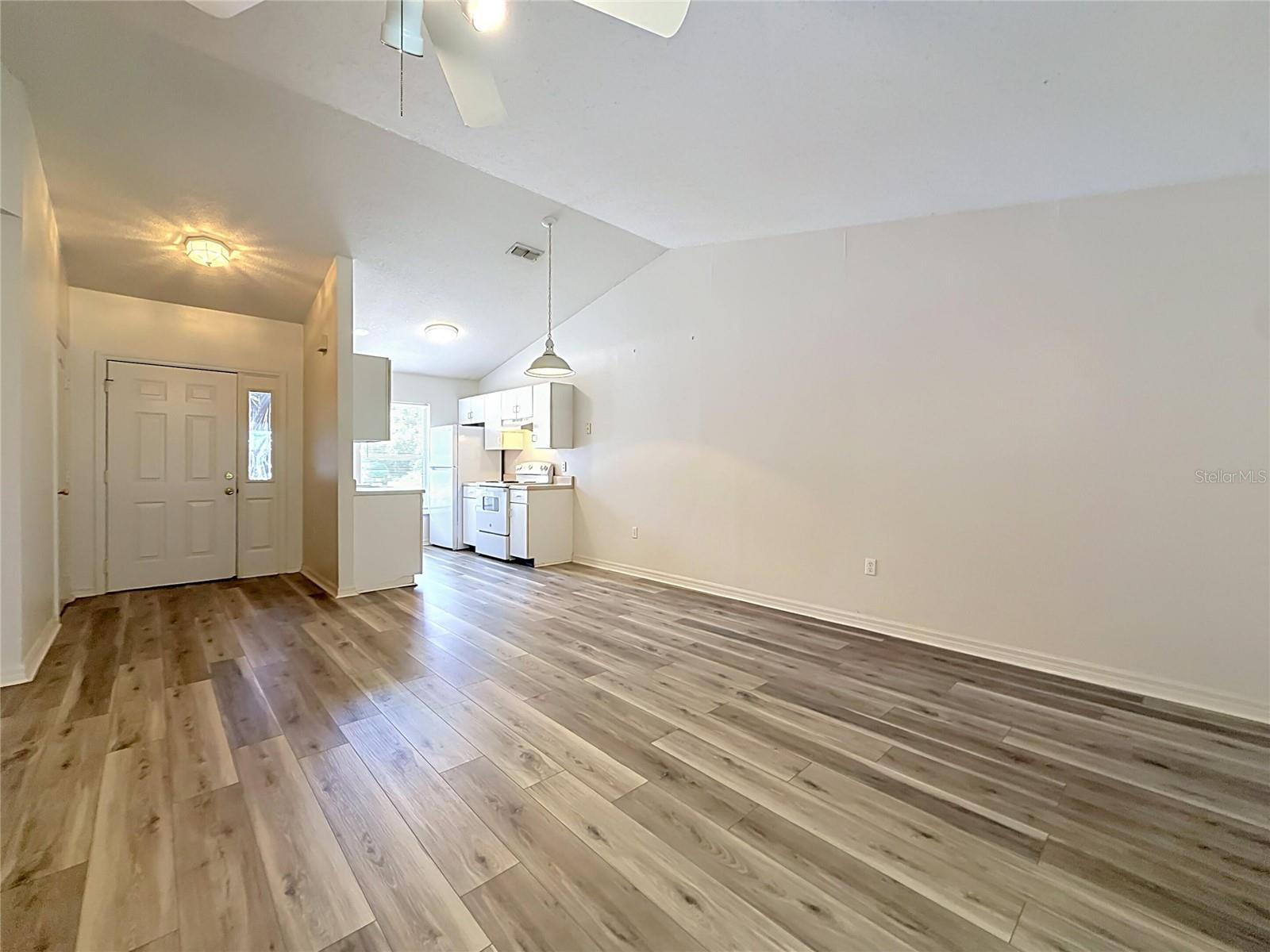 3228 COURTNEY DR, LAKE WALES, FL, 33898