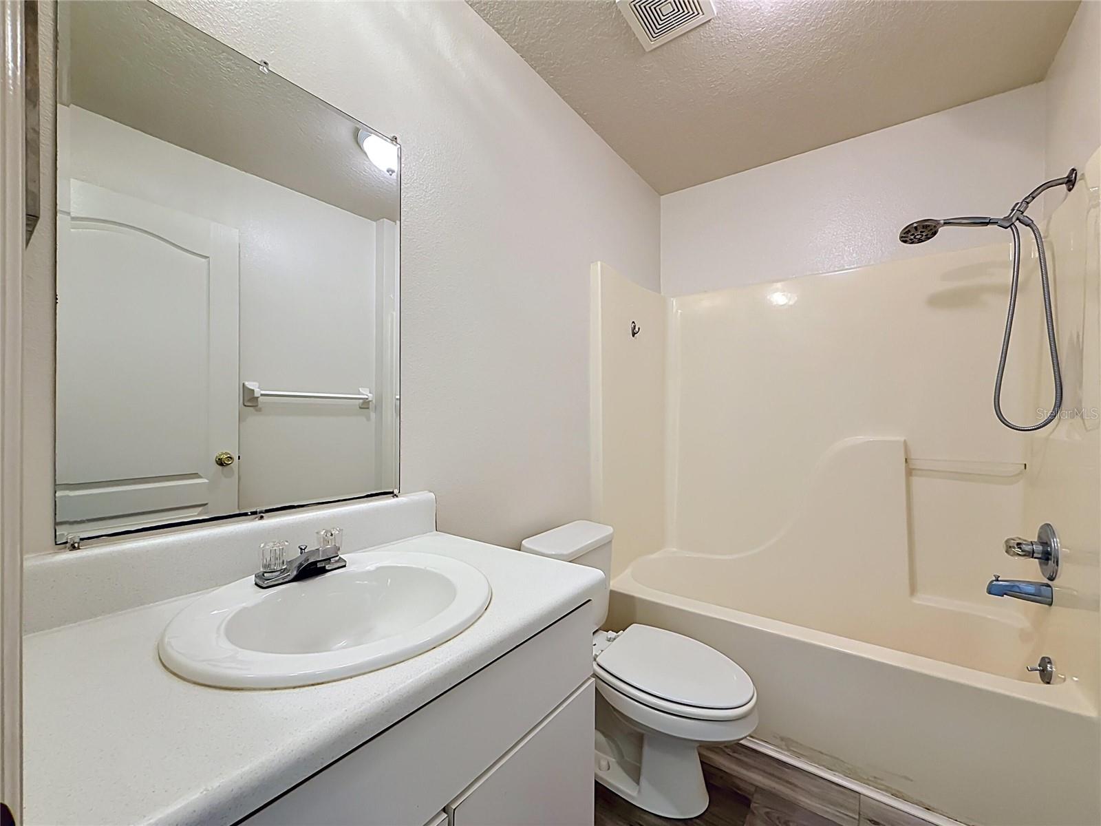 3228 COURTNEY DR, LAKE WALES, FL, 33898