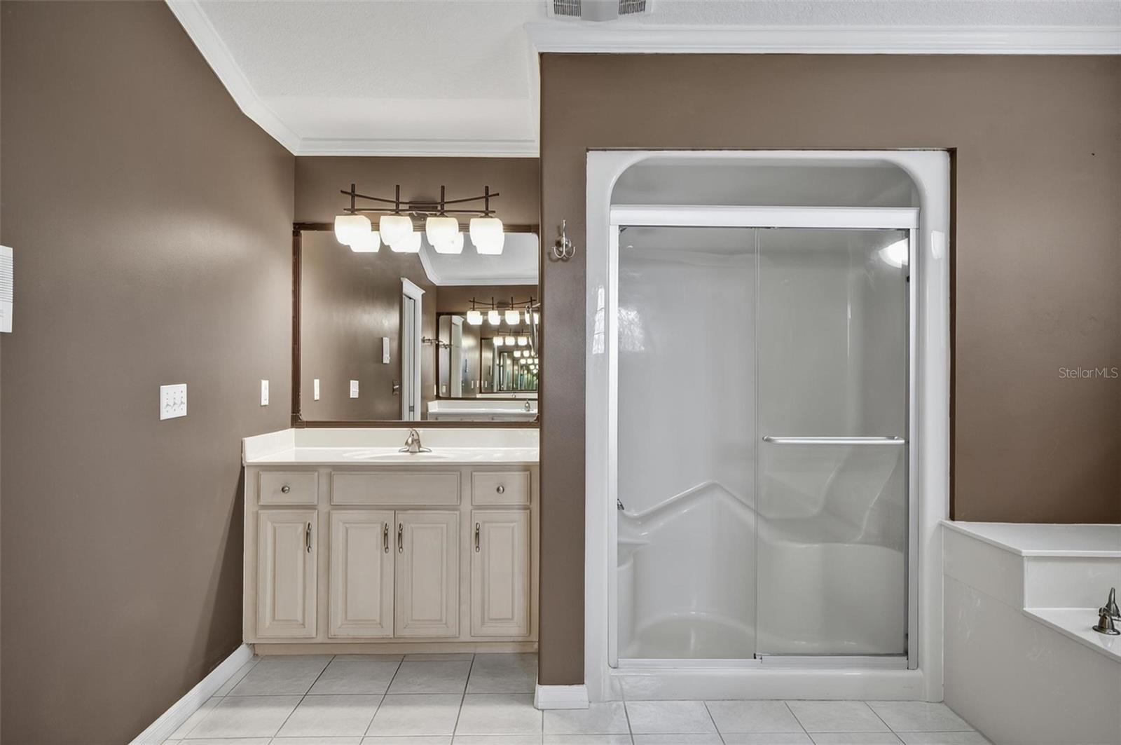 20 WOODFORD LN, PALM COAST, FL, 32164