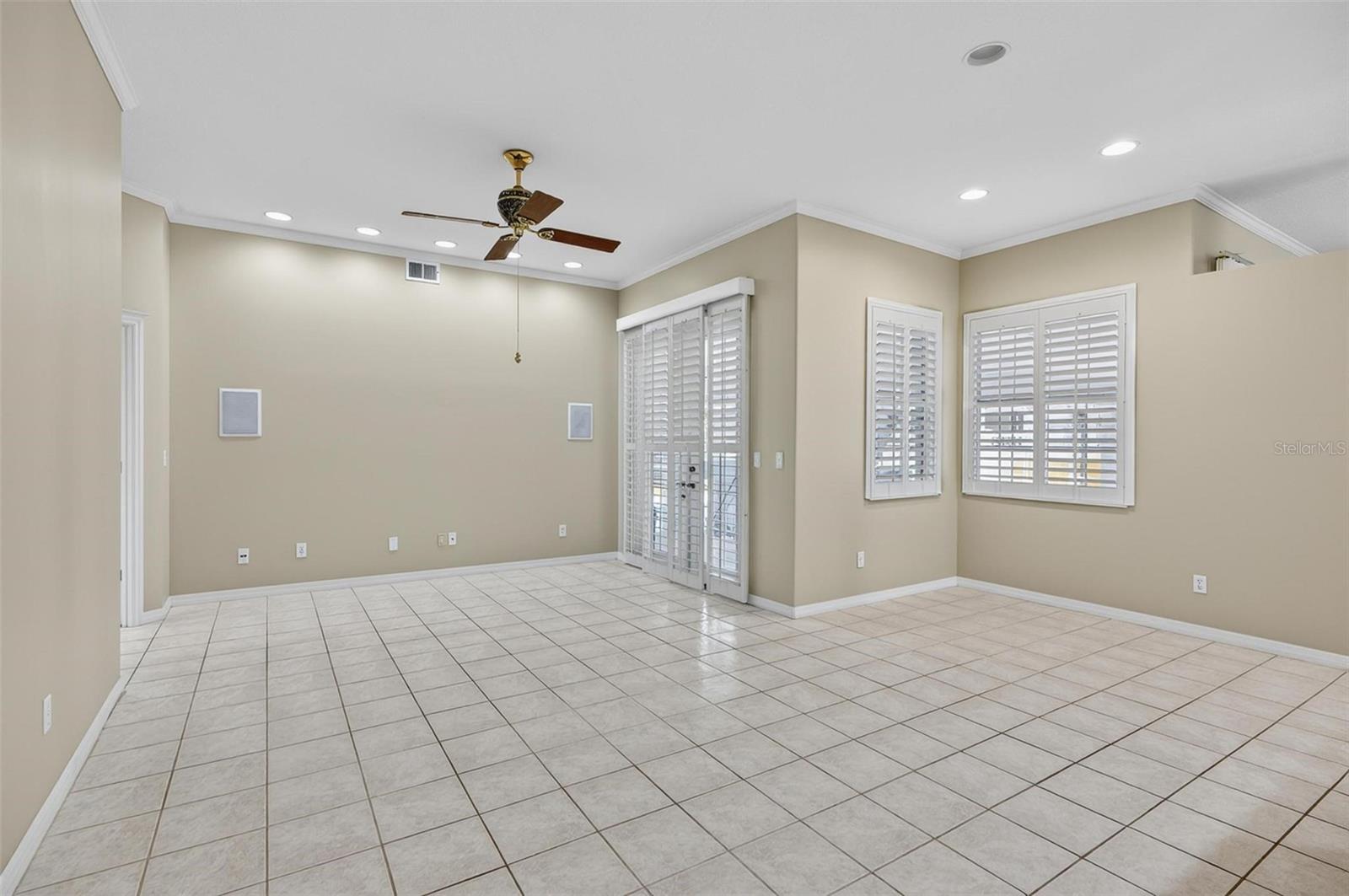 20 WOODFORD LN, PALM COAST, FL, 32164