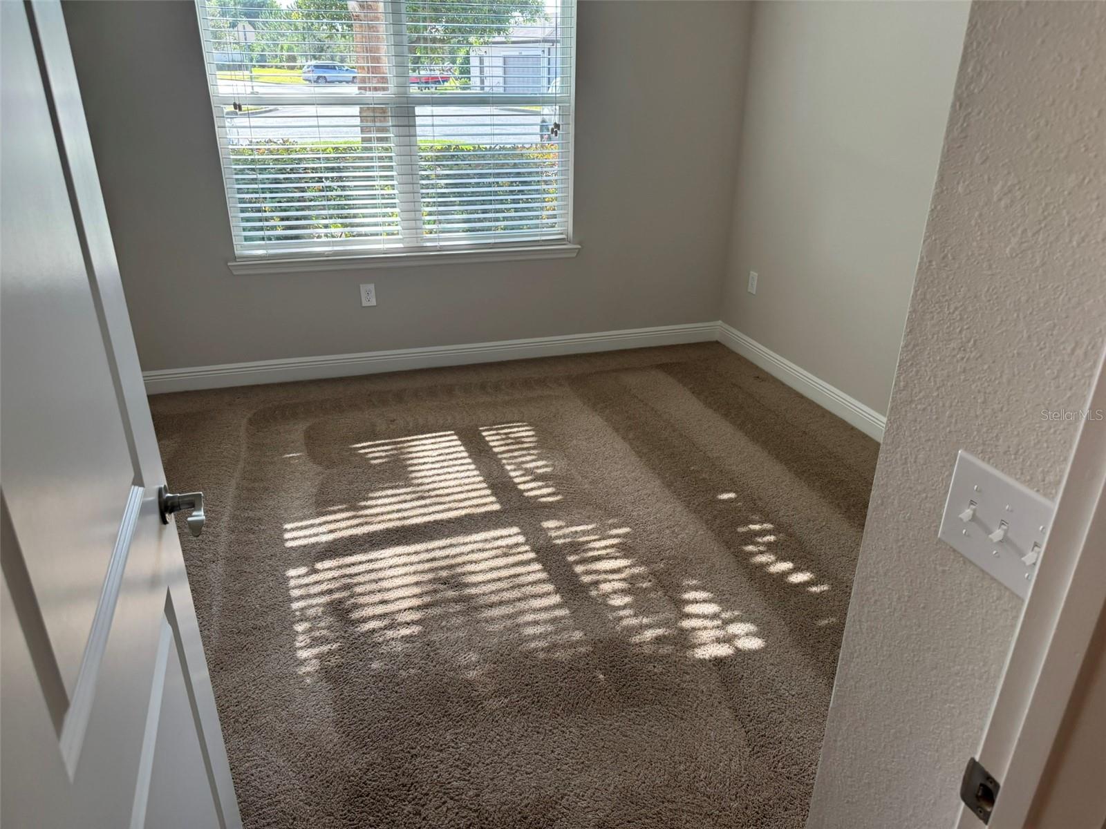 2460 ANN ROU RD #606, TAVARES, FL, 32778